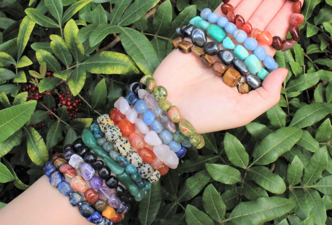 The Five Benefits of Wearing a Variscite Bracelet